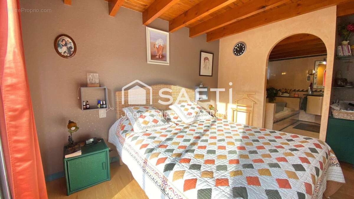 Photo 5 - Appartement à MONTFERRIER