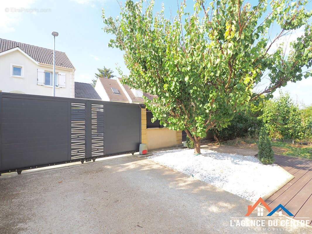 Maison 6 pièce(s) 102 m2 - photo 13