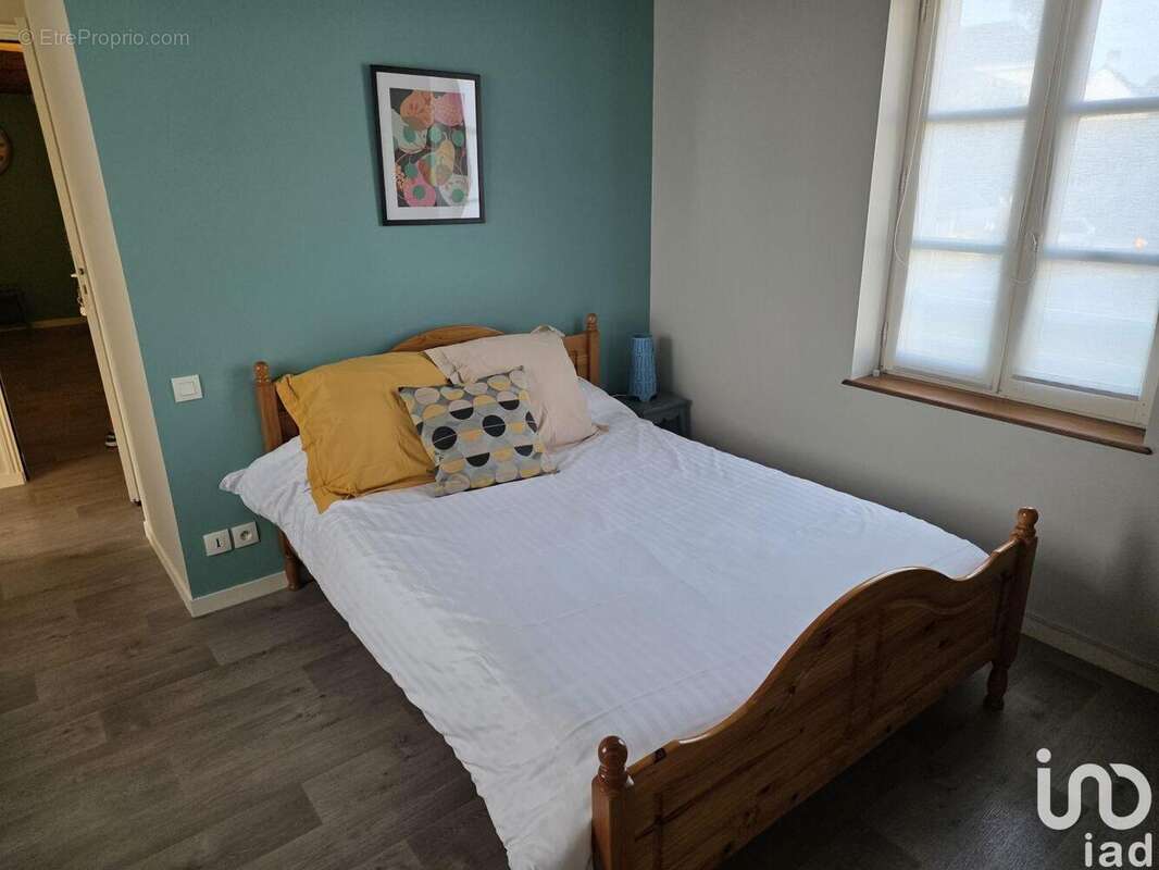 Photo 5 - Commerce à SAINT-FLOVIER