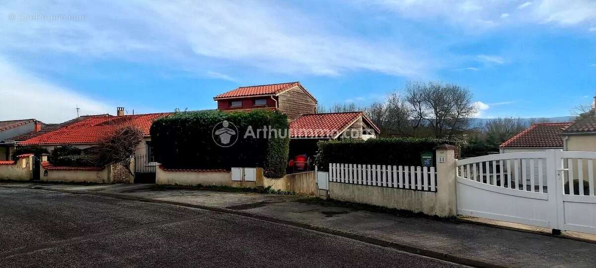 Maison à VIVIERS-LES-MONTAGNES