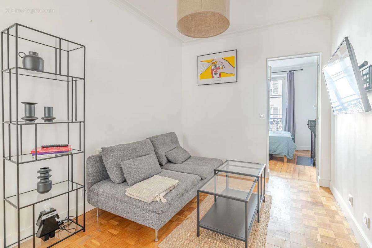 Appartement à PARIS-9E