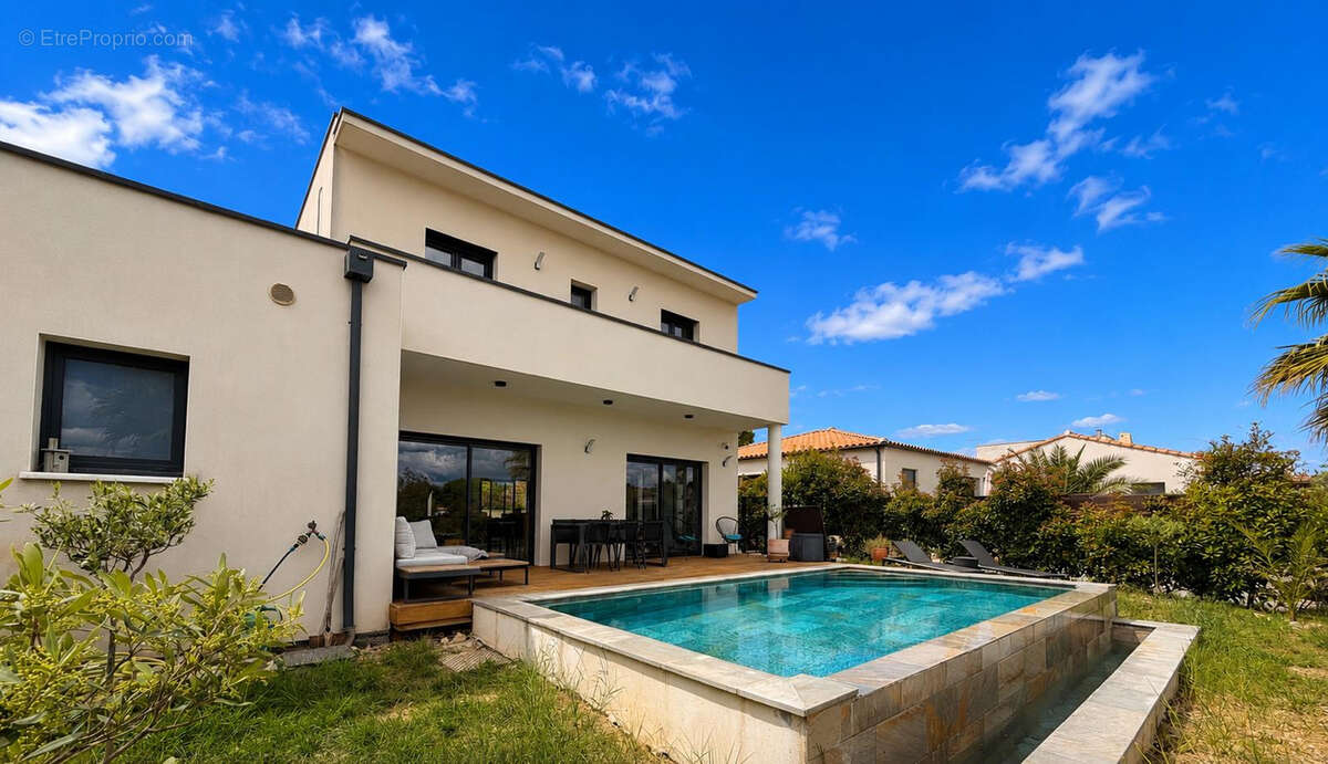 Maison à NIMES