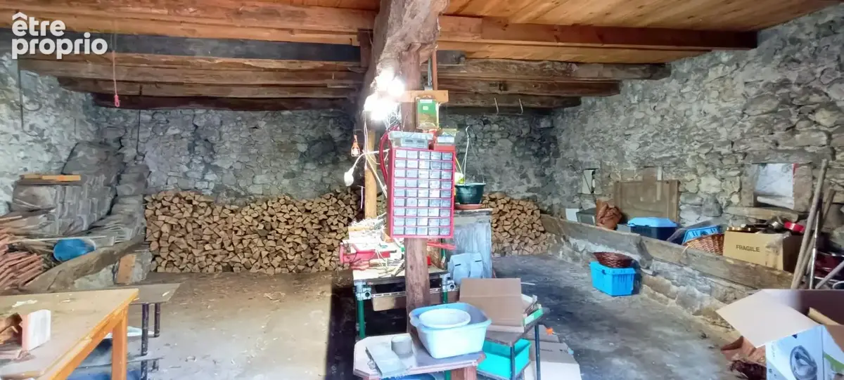 Maison de campagne avec dépendances   Marchamp (01680) - photo 14