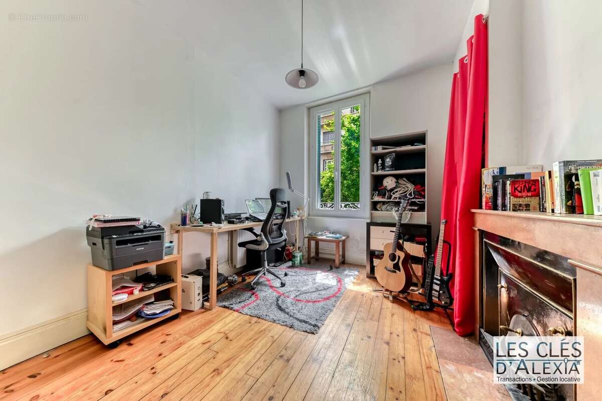Appartement à LYON-8E
