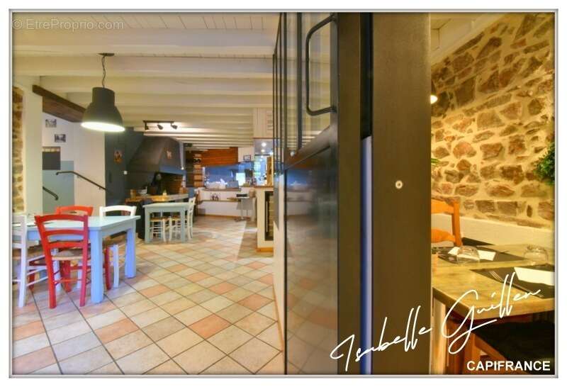 Maison à NERIS-LES-BAINS