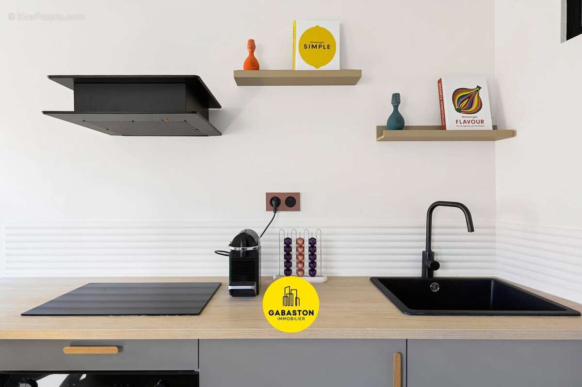 Appartement à MARSEILLE-2E