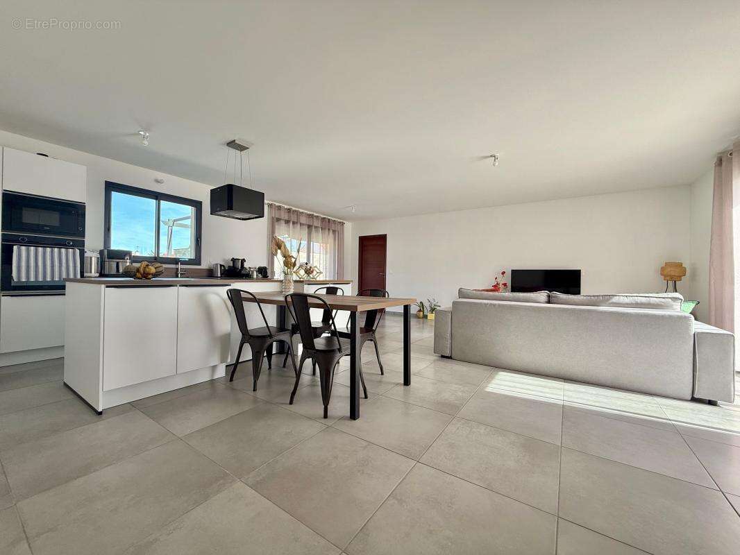 Maison à ROUVRES-EN-PLAINE