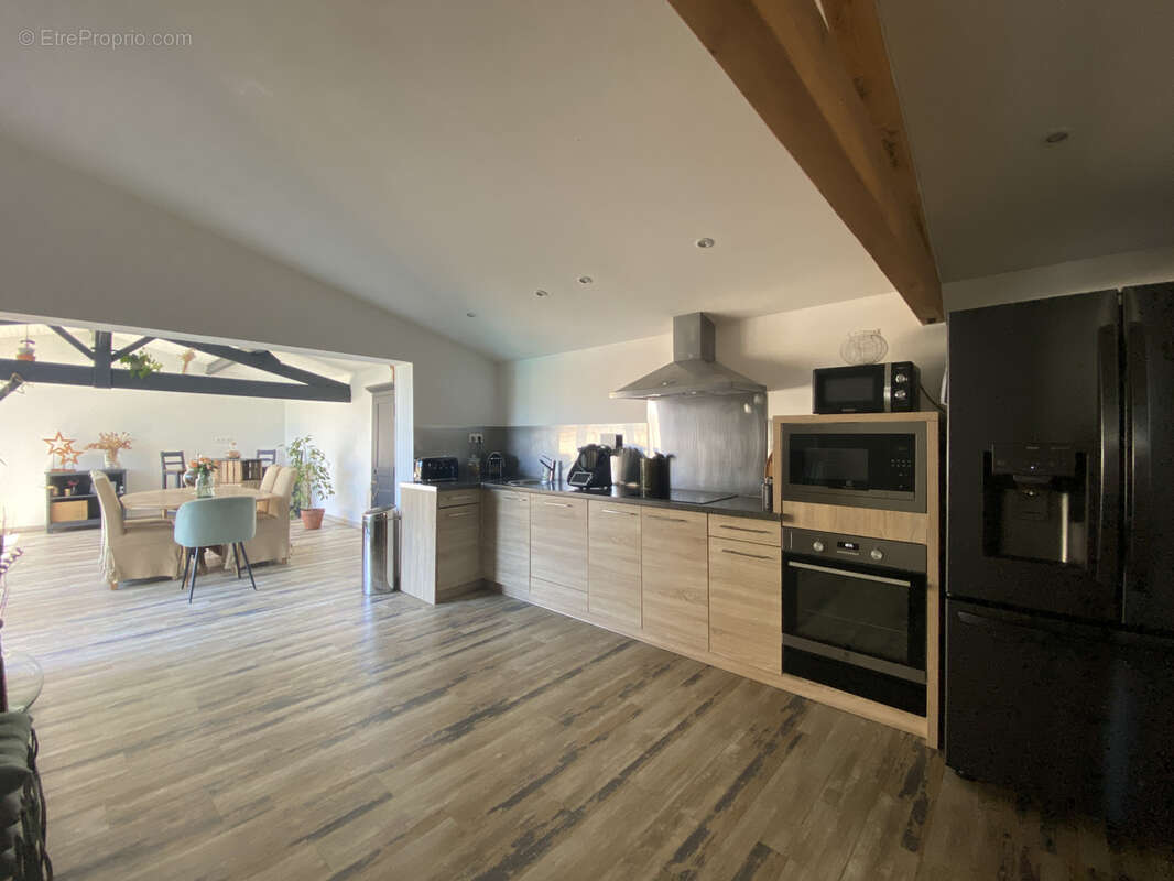 Maison à RUELLE-SUR-TOUVRE