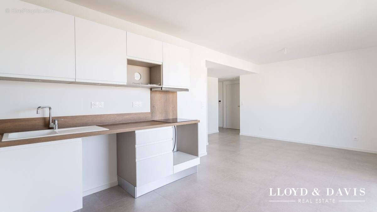 Appartement à SAUVIAN