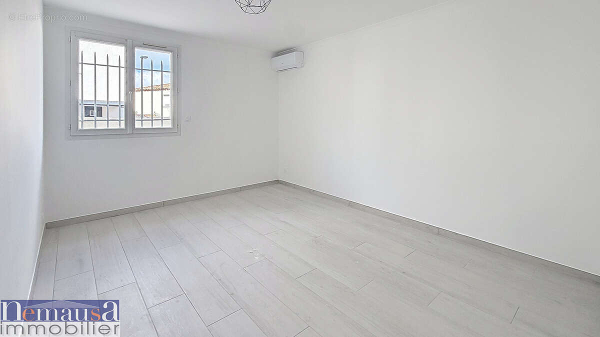 Appartement à MILHAUD