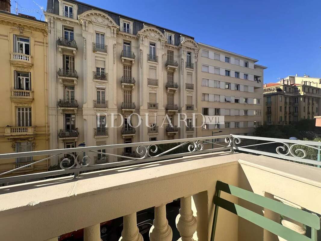 Appartement à MENTON