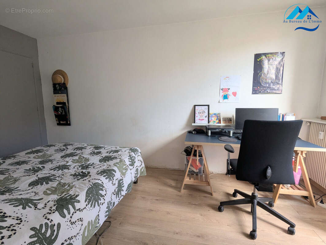Appartement à MARSEILLE-11E