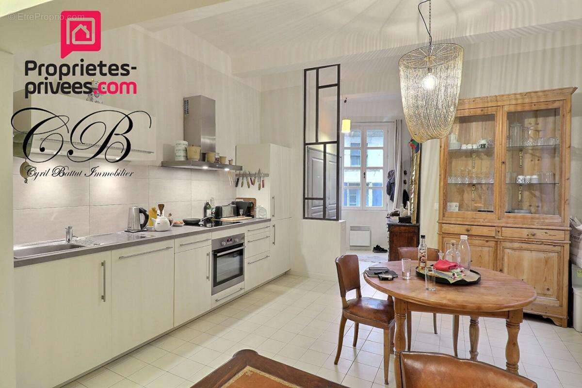 Appartement à UZES