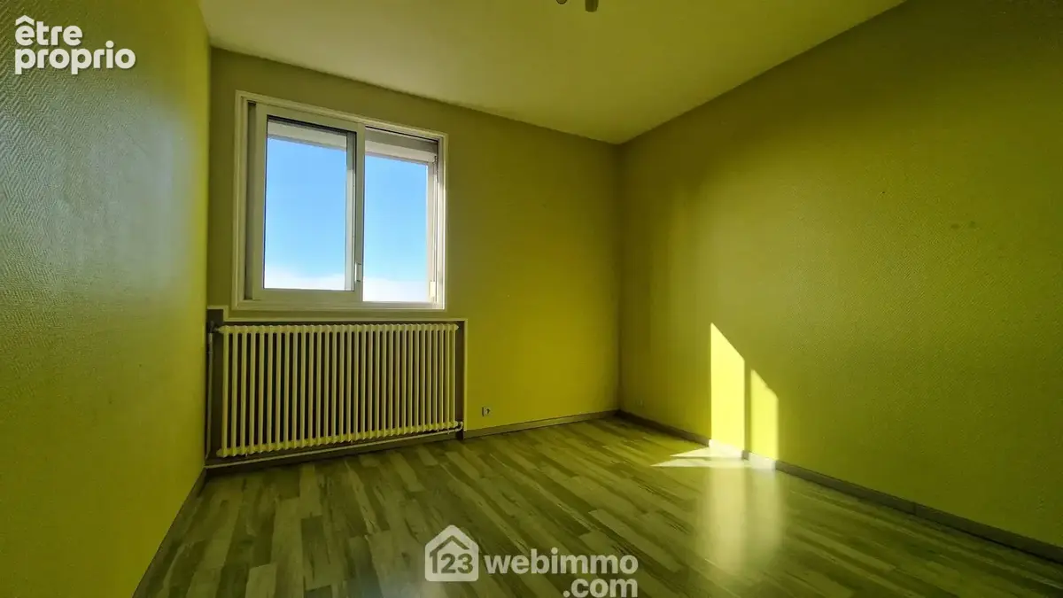 La première chambre de 12 m²