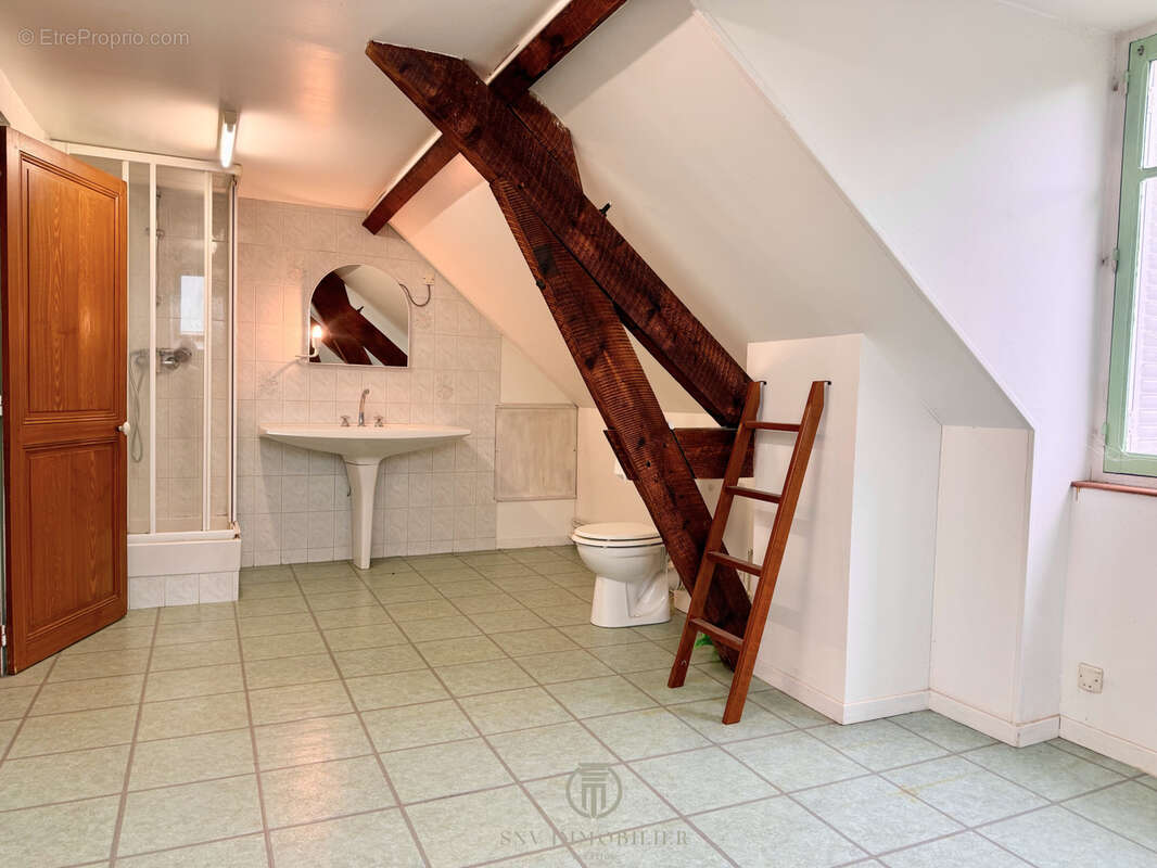 Maison à SAINT-AMAND-MONTROND