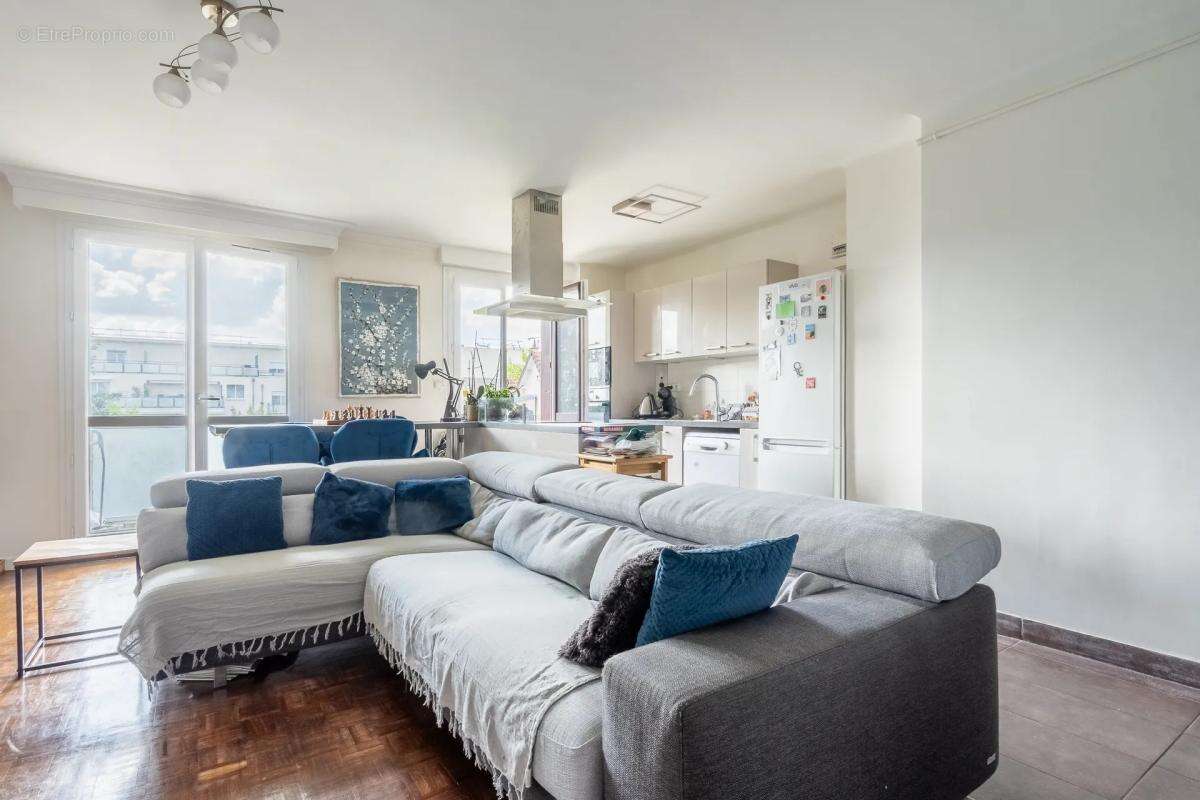 Appartement à SAINT-MAUR-DES-FOSSES
