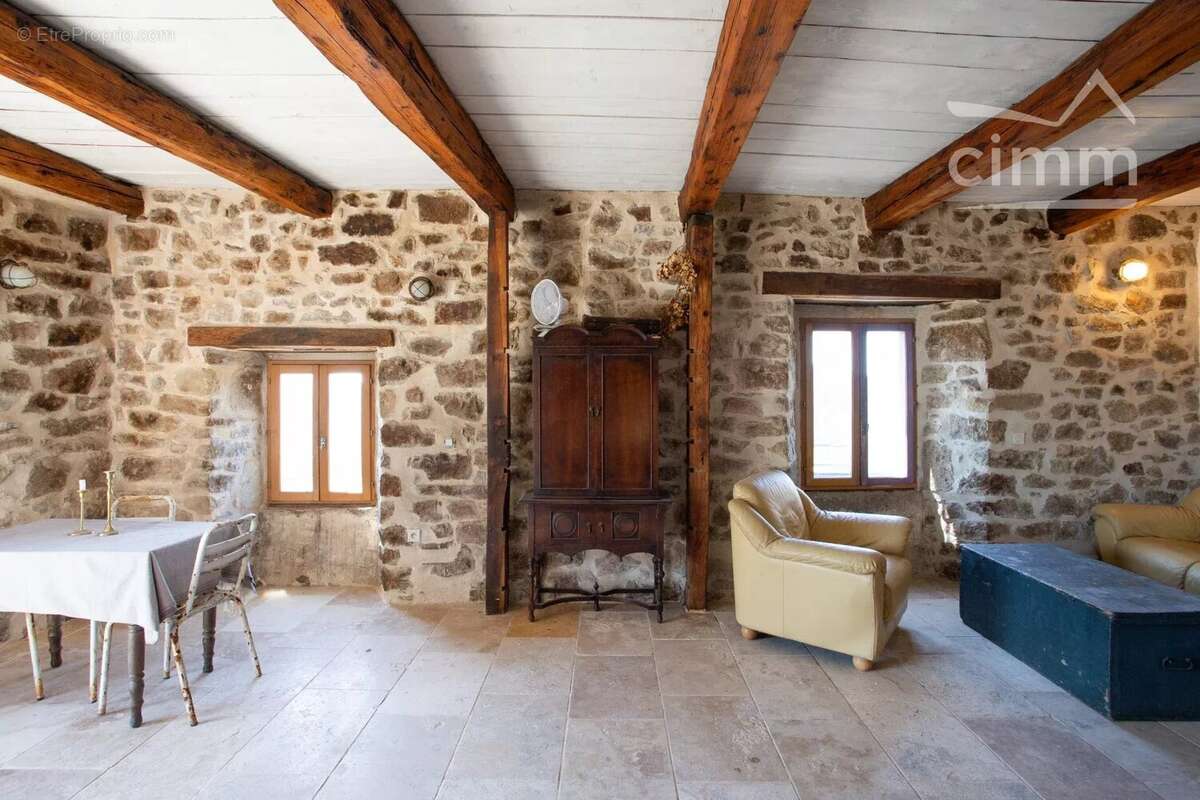 Maison à SAINT-ANDEOL-DE-VALS