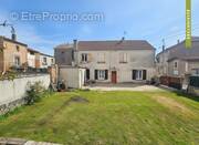 Appartement à SAINTE-LIVRADE-SUR-LOT