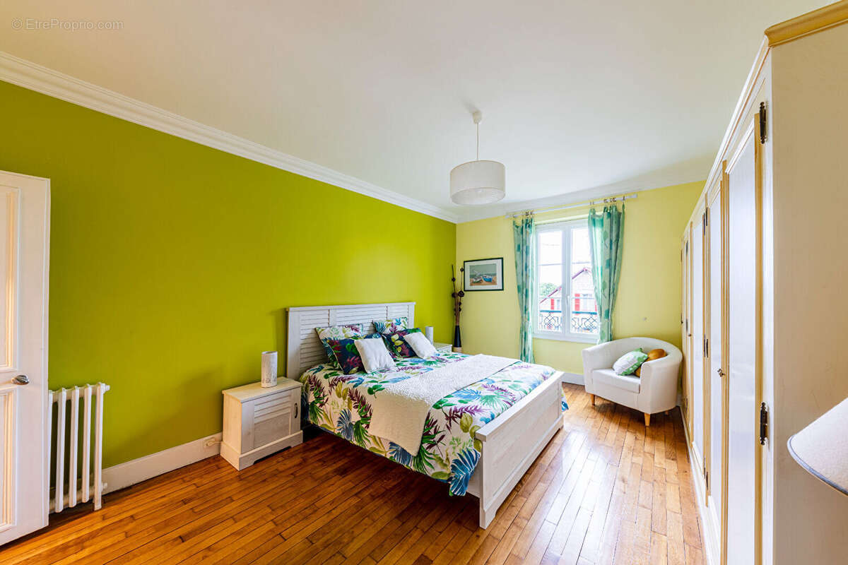 Maison à L'ISLE-ADAM