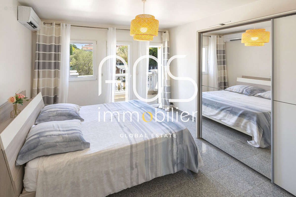 Fréjus - Villa à vendre 172 m², 4 chambres avec piscine & jacuzzi, domaine privé sécurisé - photo 15