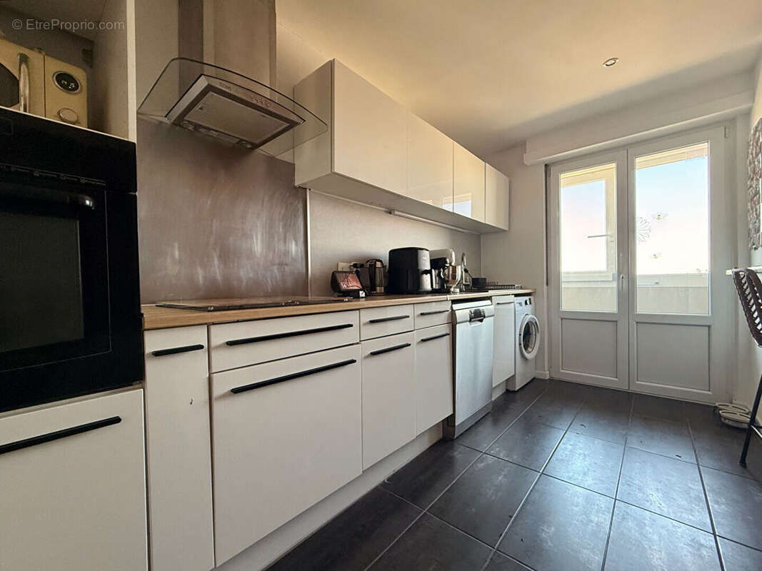 Appartement 4 pièces à Cernay : le charme au 2ème étage avec balcon ensoleillé ! - photo 5