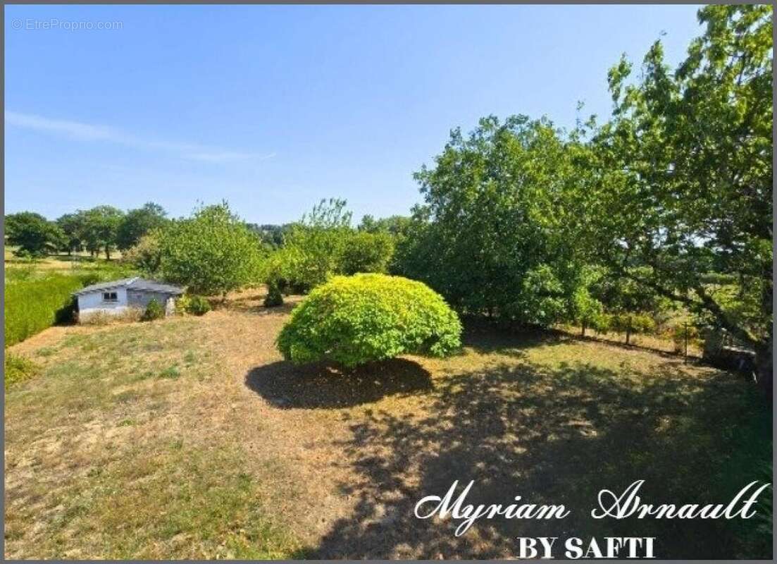 Photo 4 - Maison à LE GRAND-BOURG