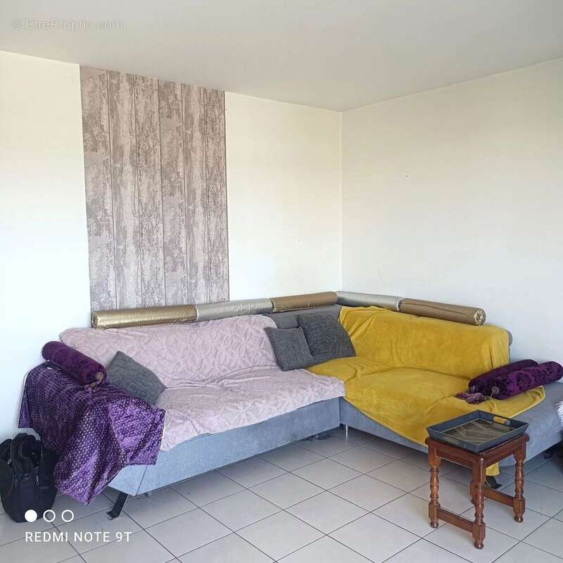 Appartement à L&#039;HAY-LES-ROSES