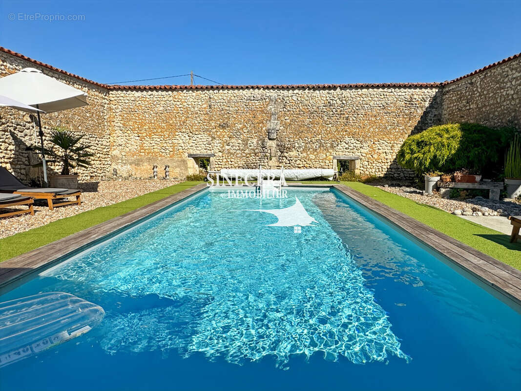 Maison à RIBERAC