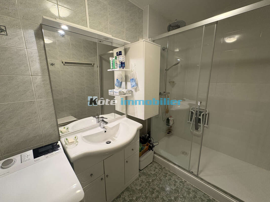 Tarbes t4  renove de 88 m2 avec place de parking privee - photo 11