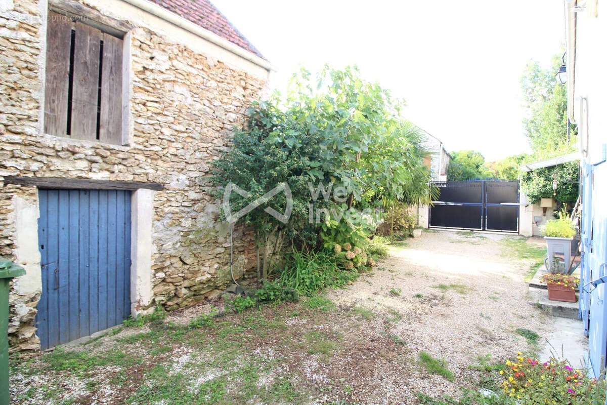 Maison à FAREMOUTIERS