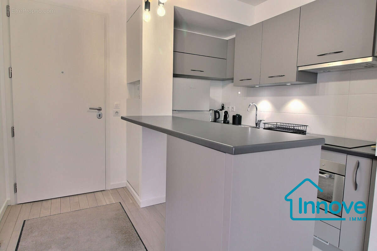 Appartement 37 m² à Versailles  - photo 2