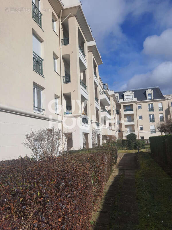 Appartement à LIVRY-GARGAN