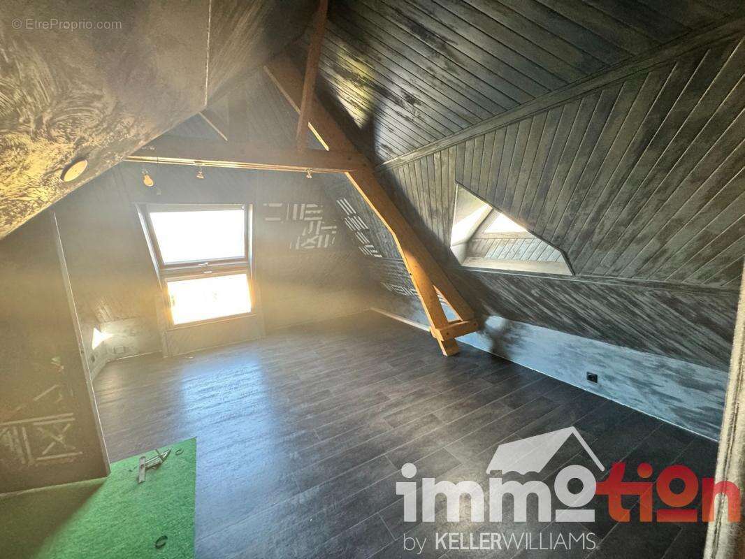 Maison à SAINT-QUENTIN-LA-MOTTE-CROIX-AU-BAILLY