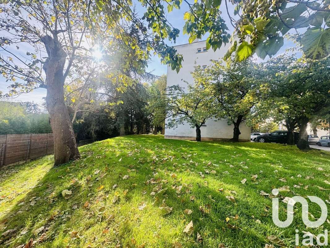 Photo 4 - Appartement à CLAMART