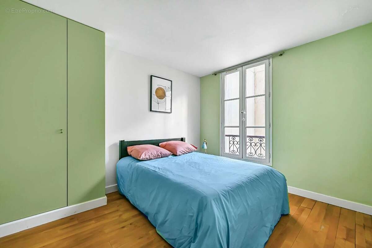 Appartement à PARIS-3E