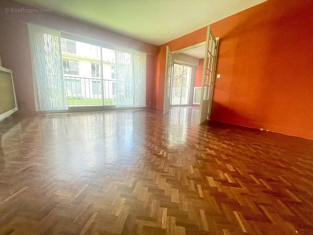 Appartement à VERSAILLES