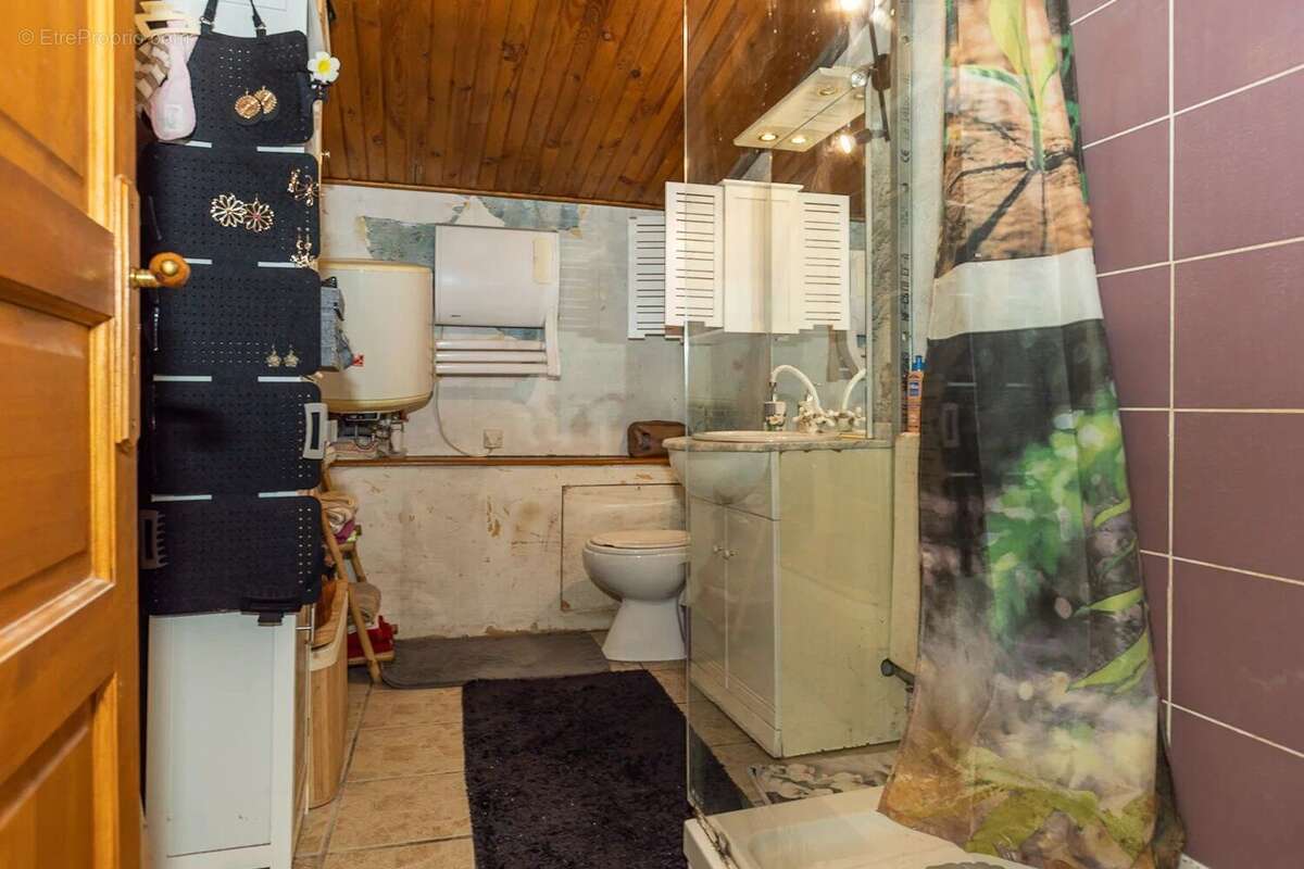 Maison à PORCIEU-AMBLAGNIEU