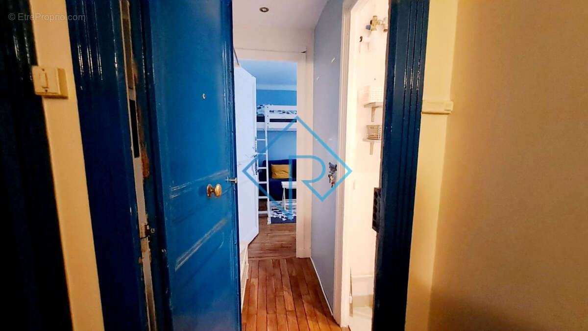 Appartement à PARIS-20E