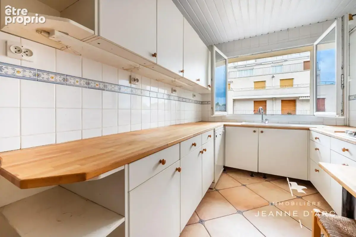 VERSAILLES – Entre Saint-Jean Hulst et la gare Rive Droite - Appartement traversant – 110 m² – 5 pièces – 4 chambres - photo 7