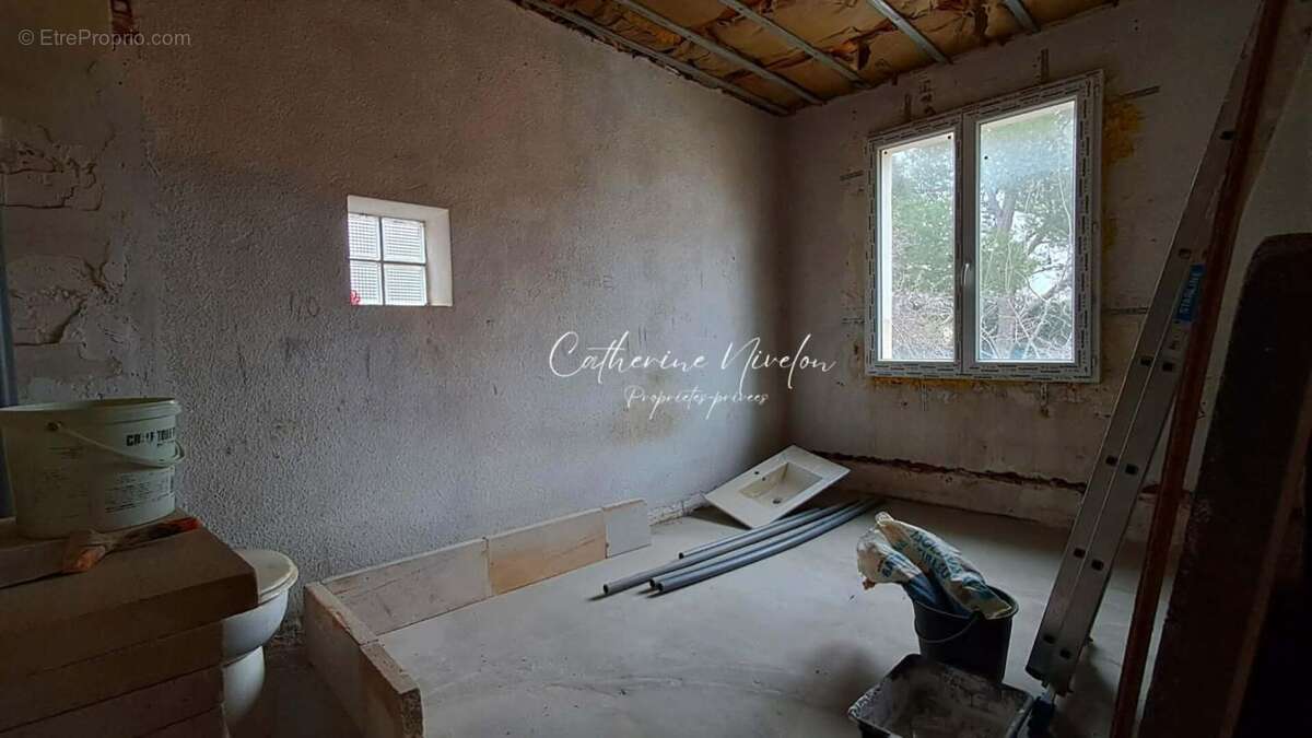 Maison à VILLENEUVE-LES-BEZIERS