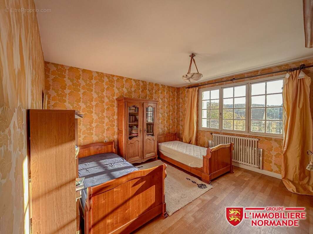 Maison à ROSNY-SUR-SEINE