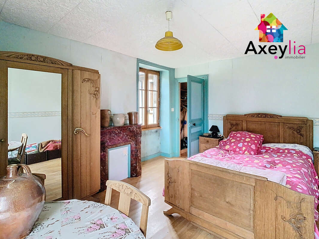 A vendre- le crozet- maison à rénover sur terrain de 1745 m2 - photo 5