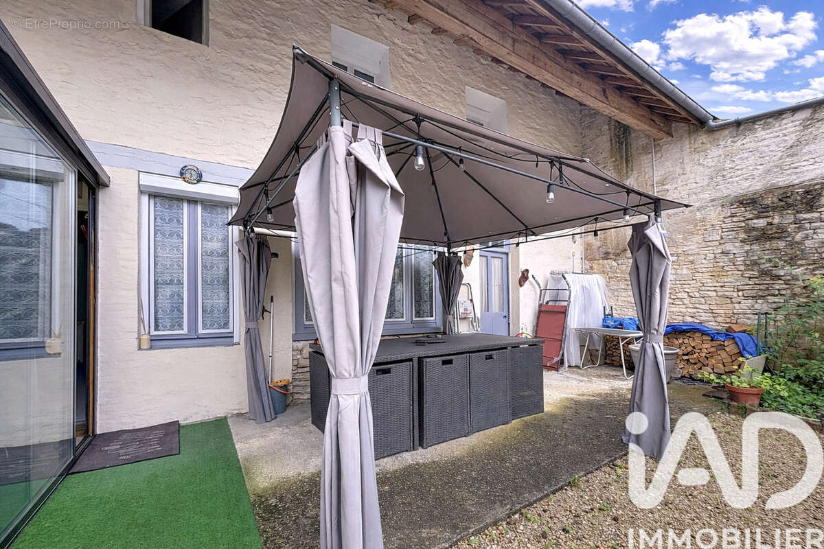 Maison 120 m² à Melisey  - photo 2