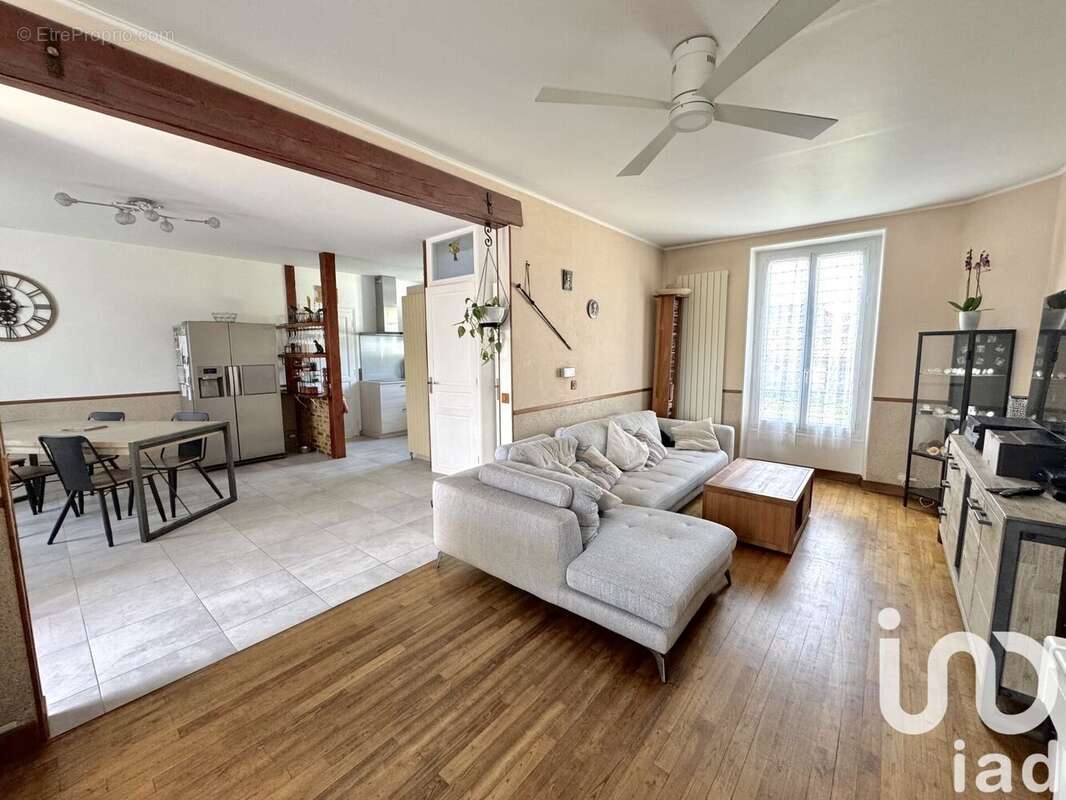 Photo 2 - Maison à RIS-ORANGIS