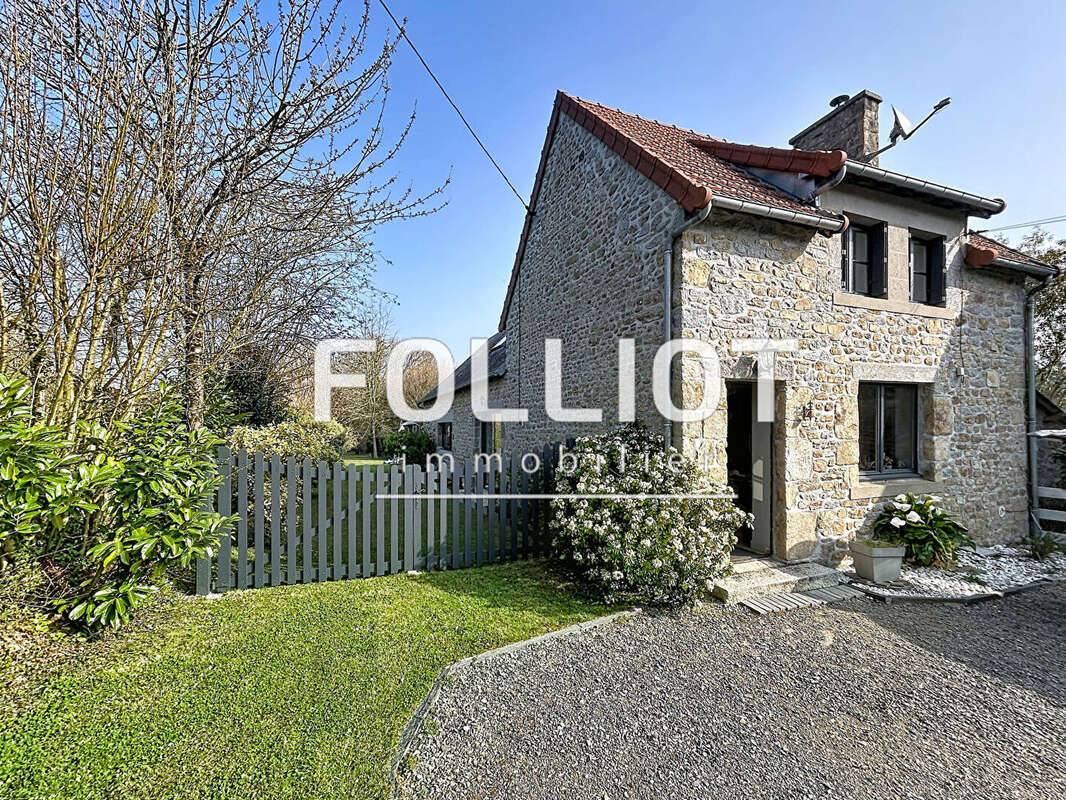 Maison à JULLOUVILLE