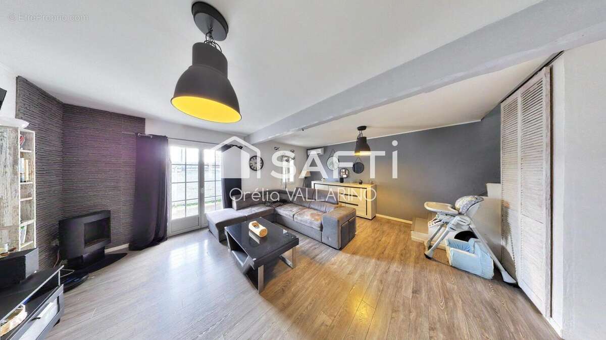 Maison 113 m² à Mombrier  - photo 4