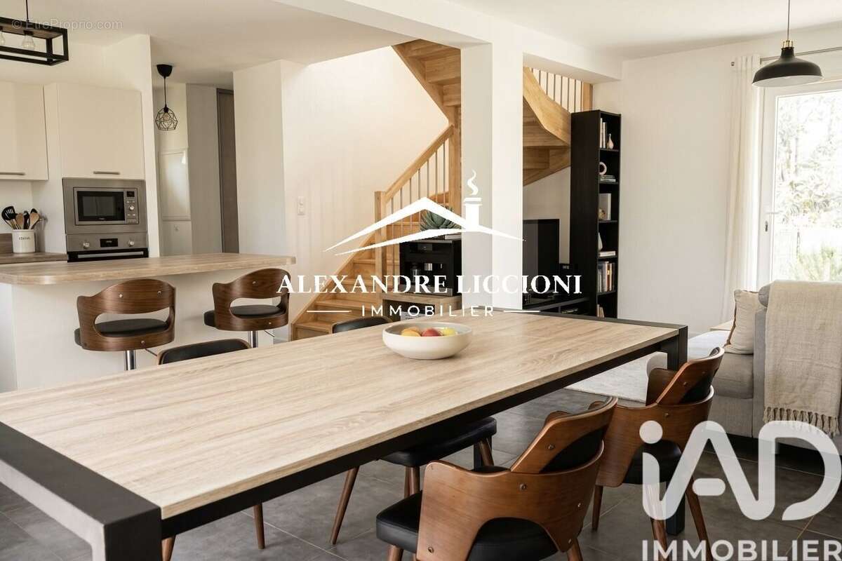 Photo 3 - Maison à PEYNIER