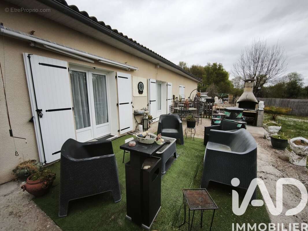 Photo 3 - Maison à COUTRAS