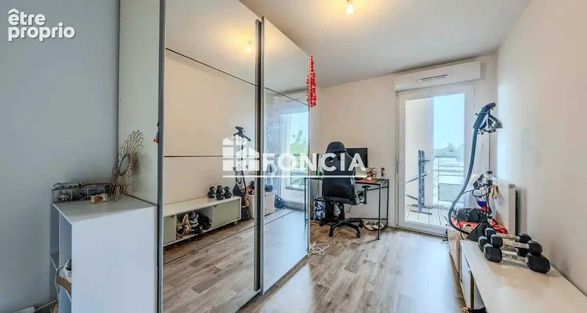 Appartement t3 avec place de parking en s/sol - photo 3