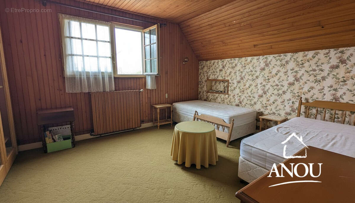 Maison familiale de 5 chambres proche des commodités - photo 9